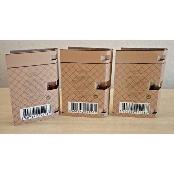 BOTTEGA VENETA Eau de Parfum .04oz/1.2ml Carded Samples, Set of 3 - Picture 2 of 7